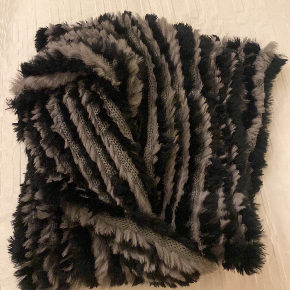 Elizabeth and James Rabbit Fur Infinity Scarf - Picture 2 of 2